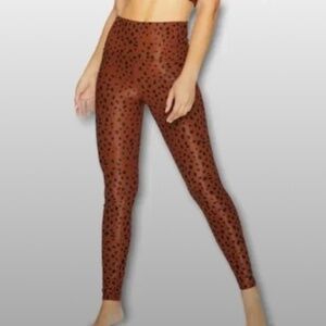 BEACH RIOT Women's Size Small Ayla Brown Leopard Print Ribbed 7/8 Leggings